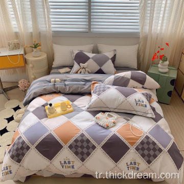 Toptan için lüks özelleştirilmiş dört parçalı yatak seti